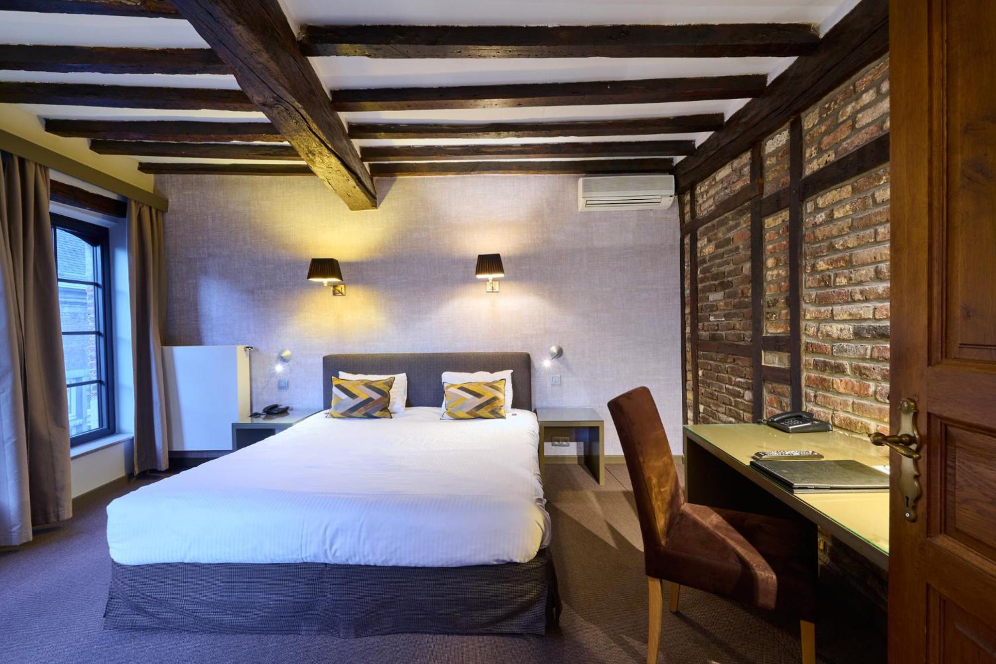 Les Tanneurs Hotel Намюр Екстериор снимка